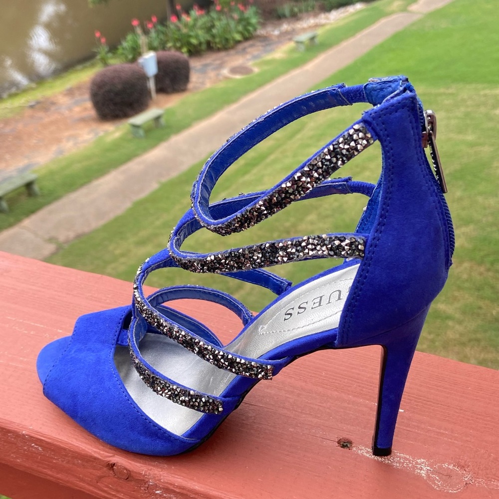 Guess suede sandals
